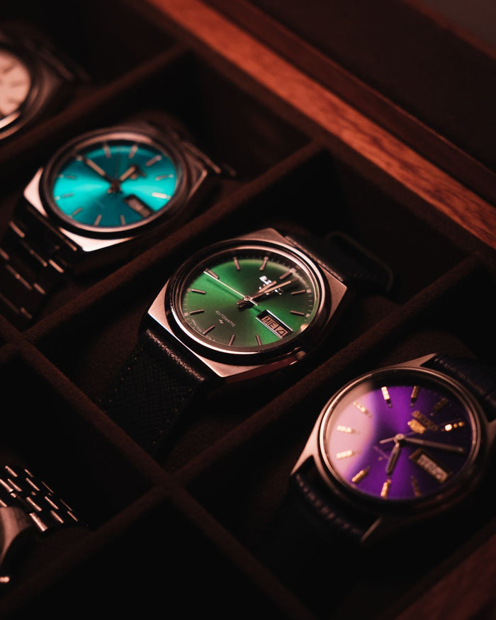 Coffret de rangement pour montres en bois